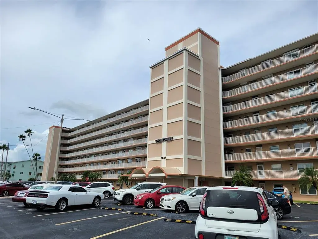 1847 Shore Drive S, Unit 204, South Pasadena, FL, 33707
