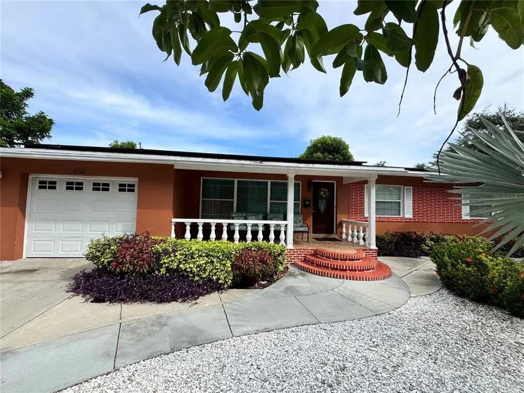 401 46th Avenue S, St Petersburg, FL, 33705