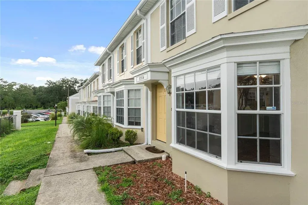 37314 Embassy Park Ln, Dade City, FL, 33525