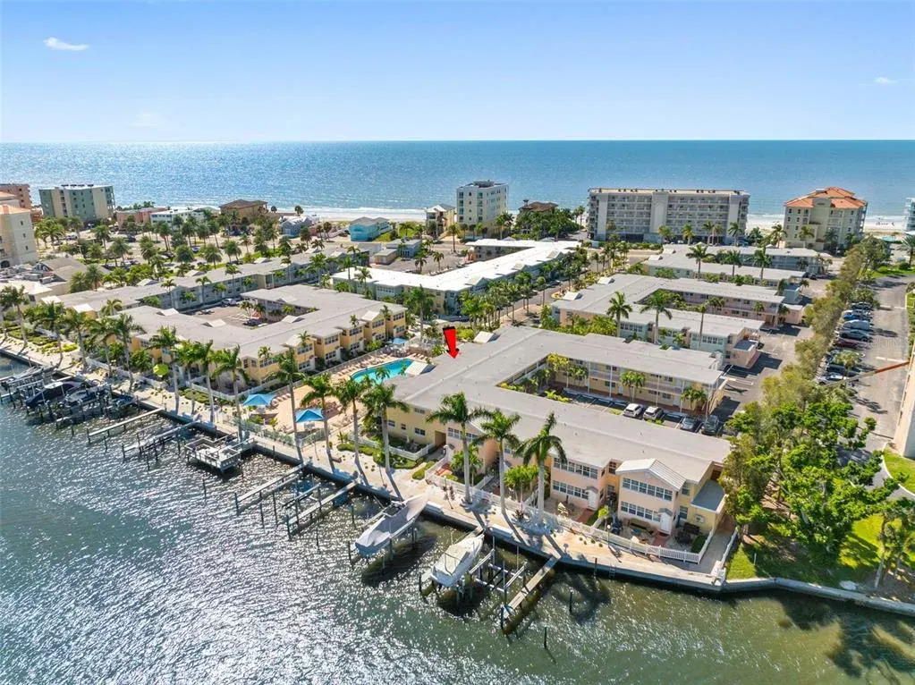 19417 Gulf Boulevard, Unit B204, Indian Shores, FL, 33785