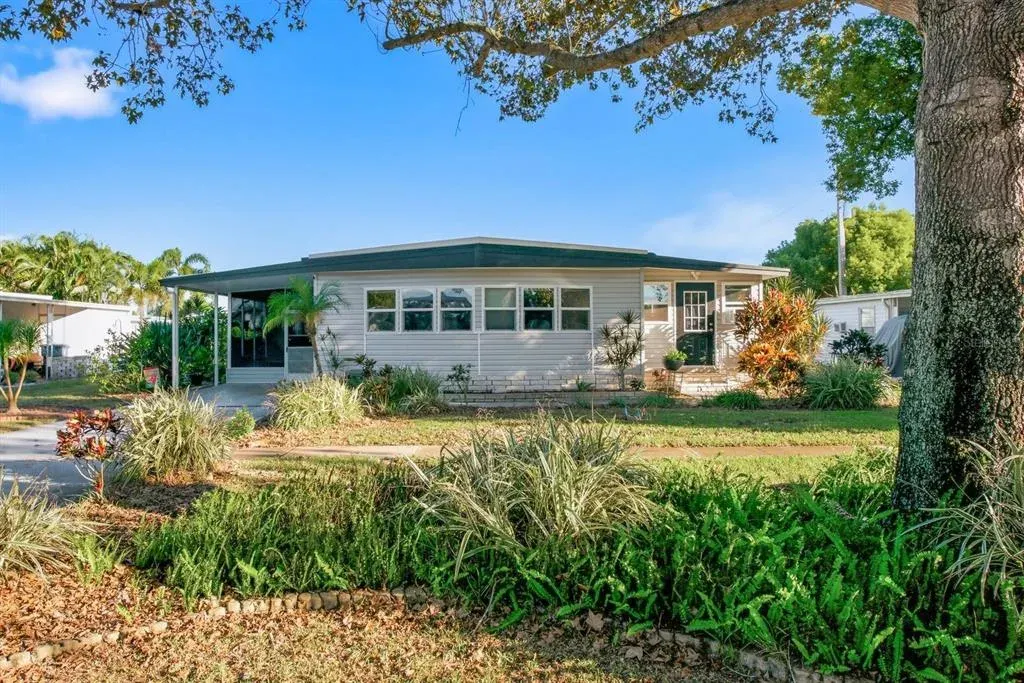 185 Lake Tarpon Drive, Unit 31, Palm Harbor, FL, 34684