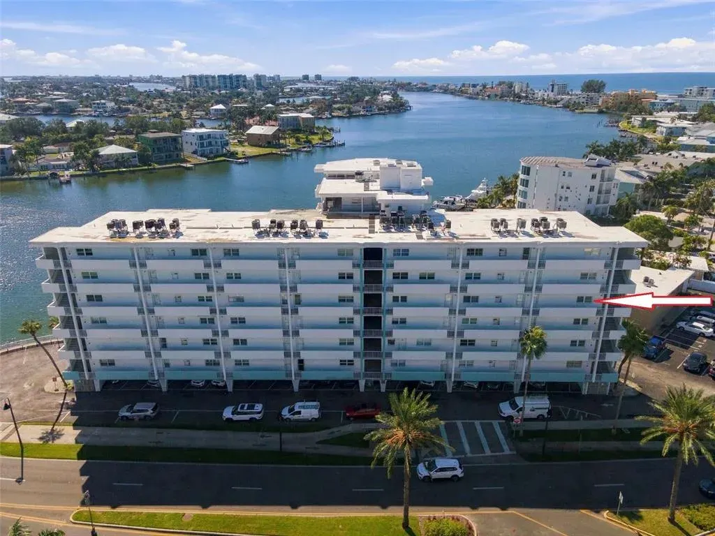285 107th Avenue, Unit 407, Treasure Island, FL, 33706