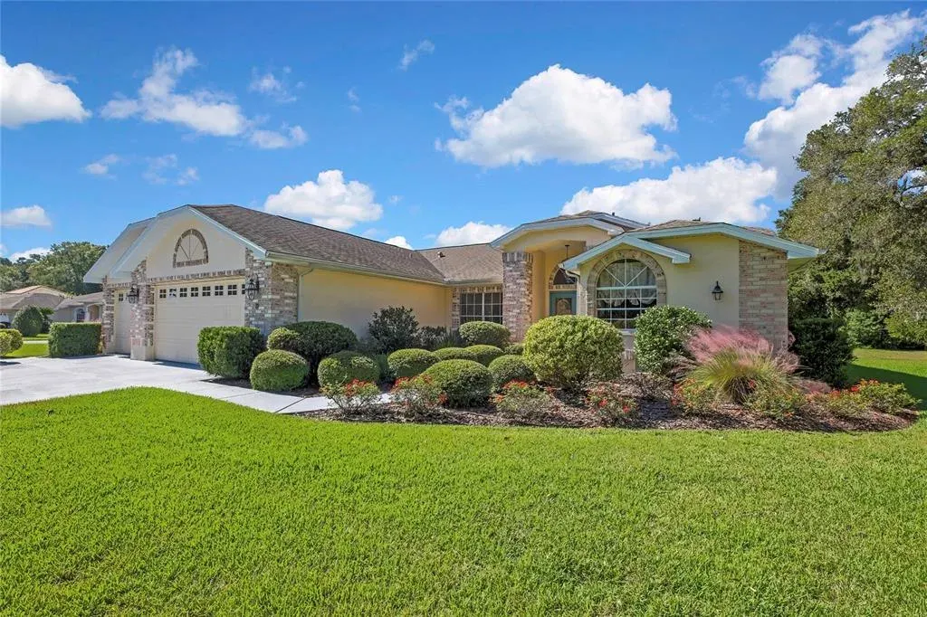 75 W Cypress Boulevard, Homosassa, FL, 34446