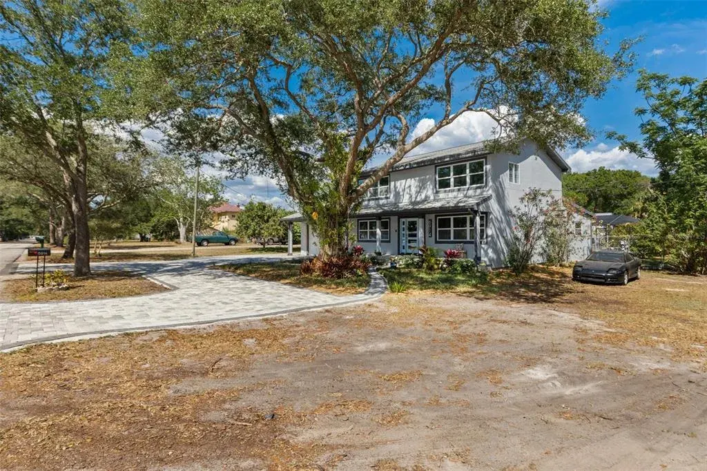 6914 S Wall Street, Tampa, FL, 33616