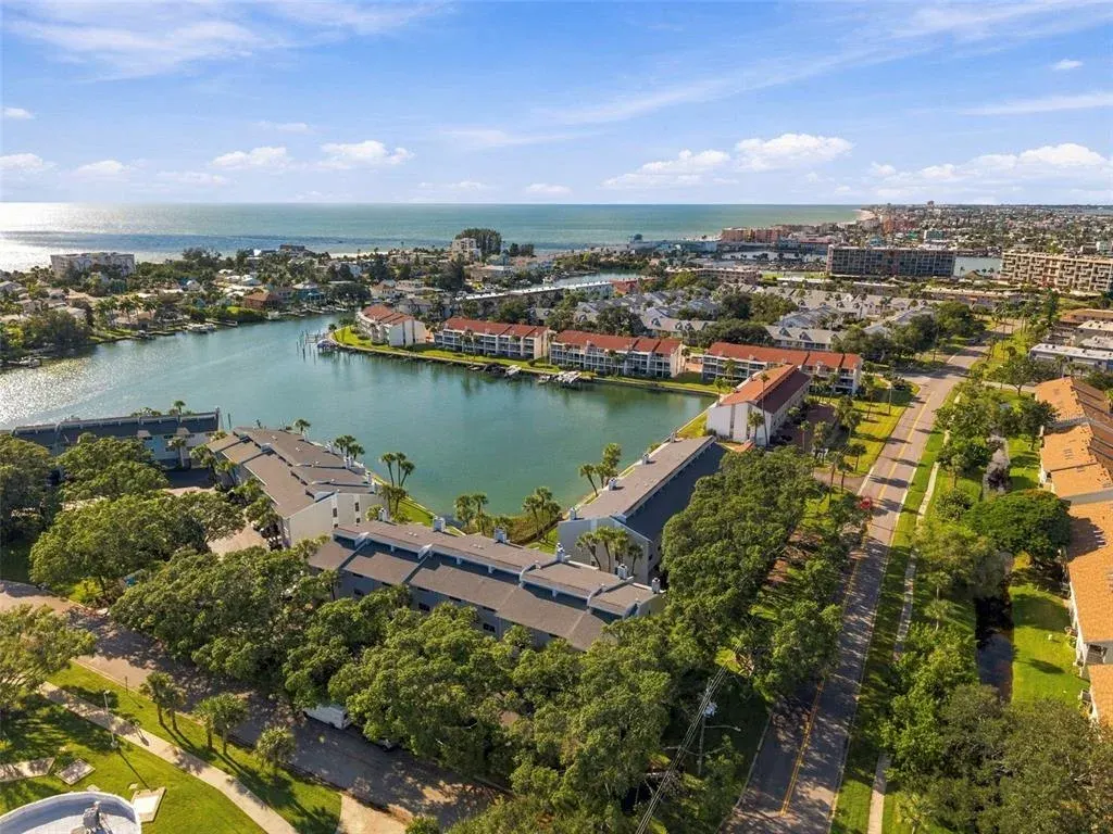 12148 Capri Circle, Treasure Island, FL, 33706