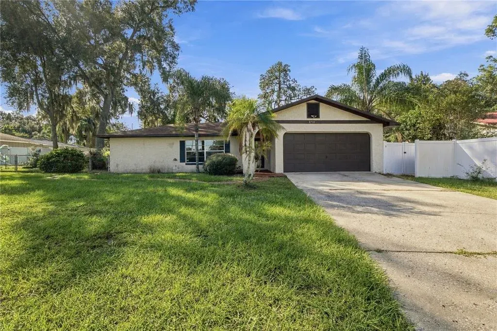 2711 Charleston Drive, Plant City, FL, 33563