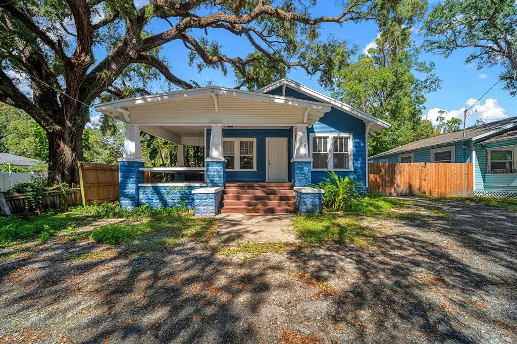 708 E Crenshaw Street, Tampa, FL, 33604