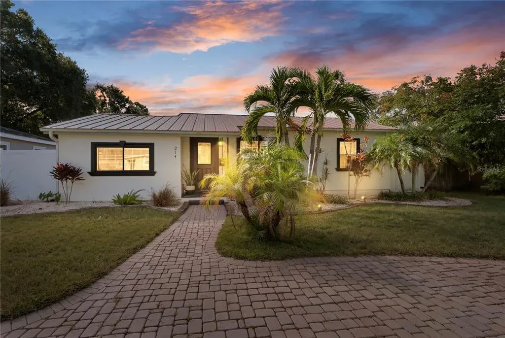 214 39th Avenue NE, St Petersburg, FL, 33703