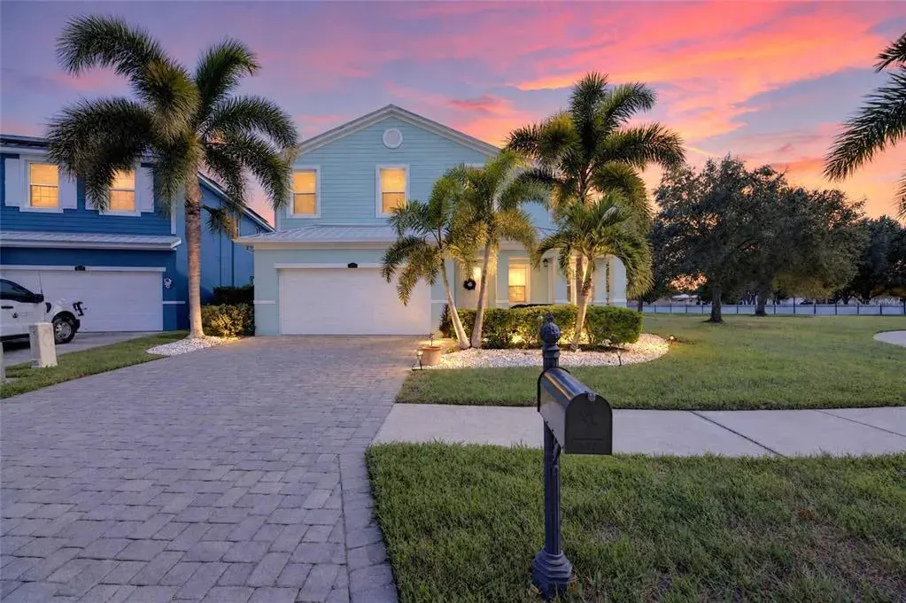 449 Bahama Grande Boulevard, Apollo Beach, FL, 33572