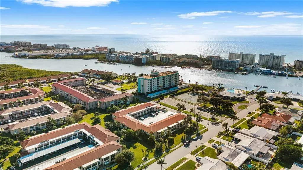 10351 Regal Drive, Unit 4, Largo, FL, 33774