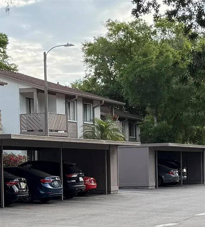 511 Longfellow Court, Unit B, Safety Harbor, FL, 34695