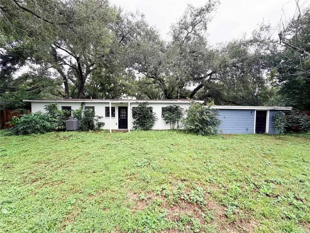 2003 E Clinton Street, Tampa, FL, 33610
