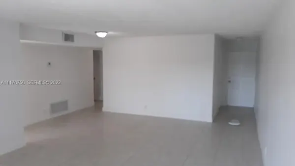 5900 NW 17th Place, Unit 109, Sunrise, FL, 33313