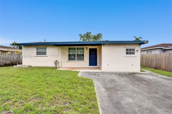 210 N 72nd Avenue, Hollywood, FL 33024