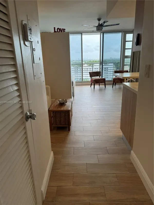 1720 Harrison Street, Unit 15f, Hollywood, FL, 33020
