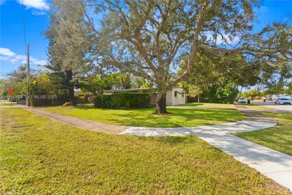 3302 SW 15th Court, Fort Lauderdale, FL, 33312