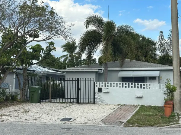 1300 NW 7th Terrace, Fort Lauderdale, FL, 33311