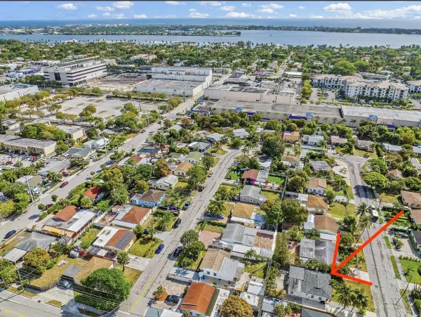 621 Hudson Road, West Palm Beach, FL, 33405