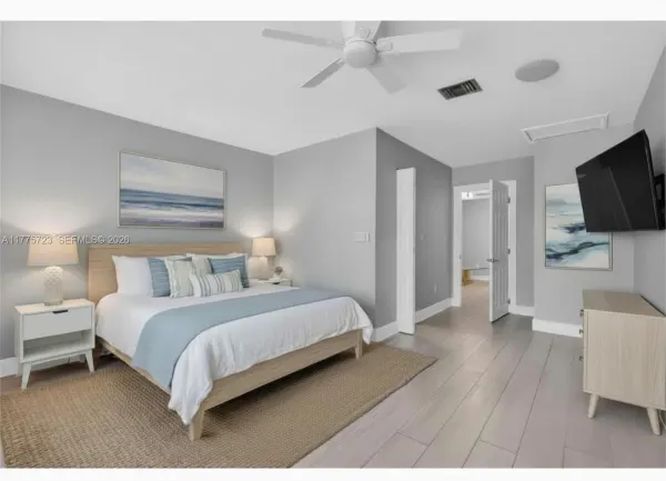 217 SE 5th Street, Dania Beach, FL 33004
