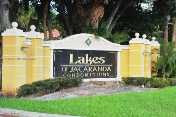 10709 Cleary Boulevard, Unit 307, Plantation, FL, 33324
