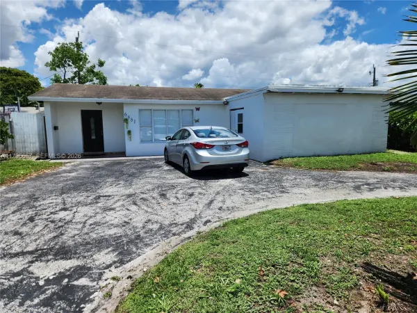 6881 Sheridan Street, Hollywood, FL, 33024