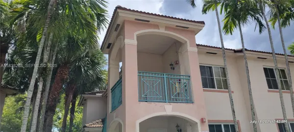 2125 NW 77th Way 201, Pembroke Pines, FL 33024