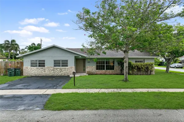 1000 NW 17th Avenue, Boca Raton, FL, 33486