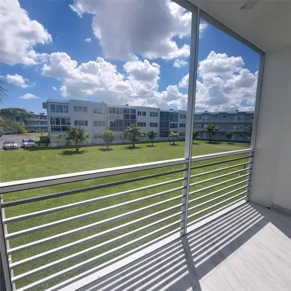 2300 Park Lane, Unit 211, Hollywood, FL, 33021