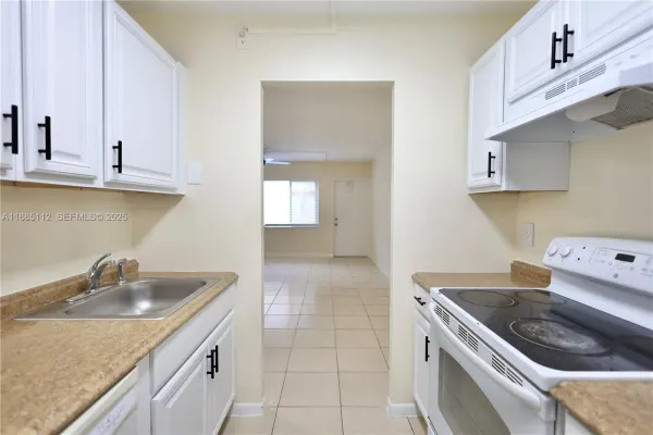 10016 Twin Lakes Drive, Unit 36c, Coral Springs, FL, 33071