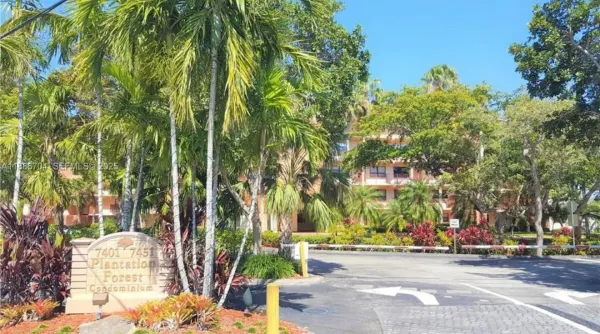 7451 NW 16th Street, Unit 207, Plantation, FL, 33313