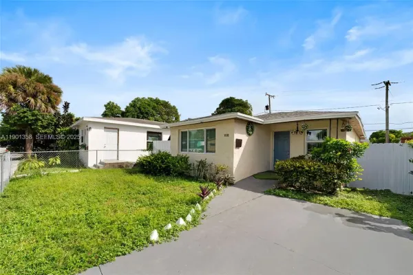 1032 18th Street, West Palm Beach, FL 33407