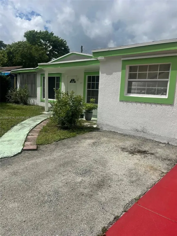 2141 NW 26th Avenue, Fort Lauderdale, FL, 33311