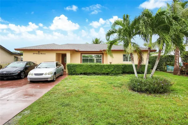 7100 NW 99th Avenue, Tamarac, FL 33321