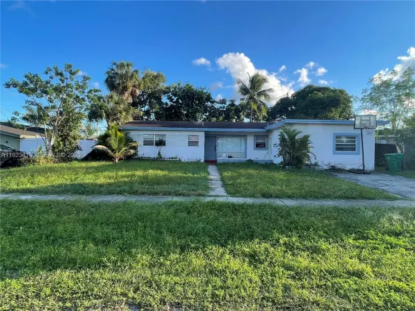 3880 NW 6th Street, Lauderhill, FL, 33311