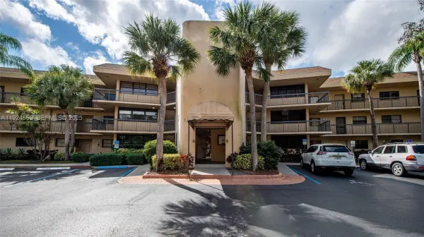 7735 NW 79th Avenue, Unit 214, Tamarac, FL, 33321