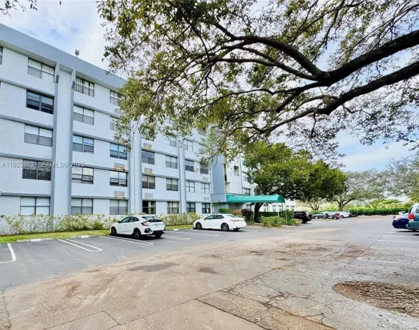 2501 Riverside Drive, Unit 207-a, Coral Springs, FL, 33065