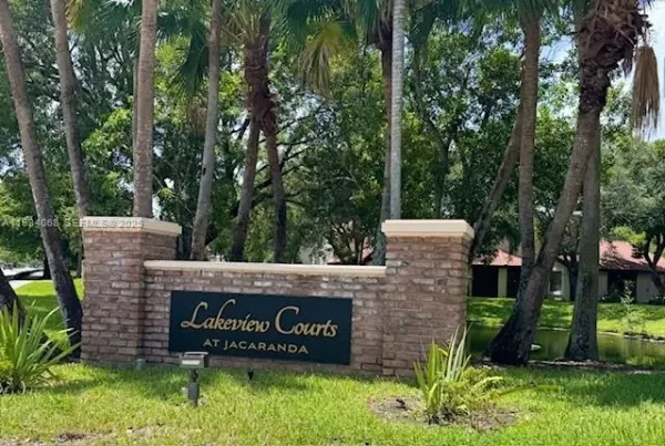 8951 W Sunrise Boulevard, Plantation, FL, 33322