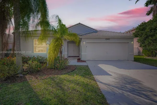 14242 NW 18th Place, Pembroke Pines, FL 33028