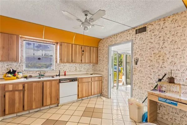 271 S Hollybrook Drive, Unit 51106, Pembroke Pines, FL, 33025
