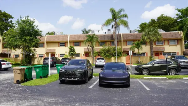7175 Nova Drive, Unit 204, Davie, FL, 33317