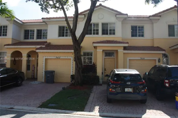 7414 E Briella Drive, Boynton Beach, FL 33437