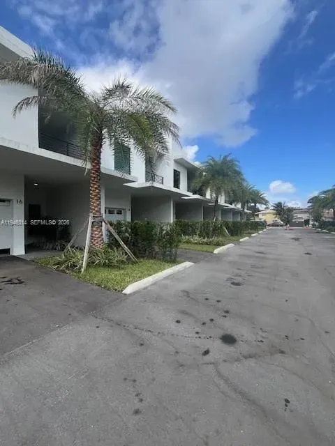 2526 Pierce Street, Unit 10, Hollywood, FL, 33020