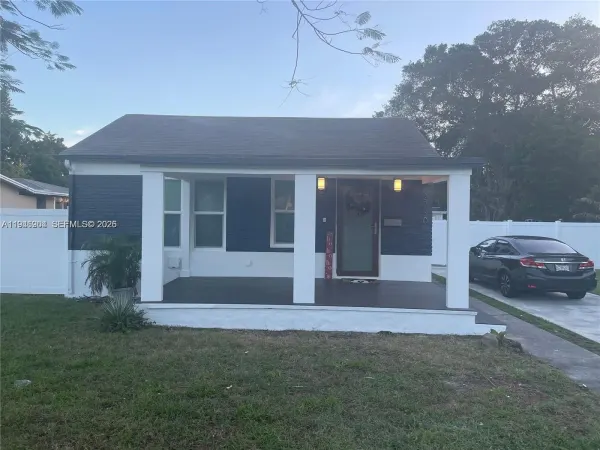 2730 Adams Street, Hollywood, FL, 33020