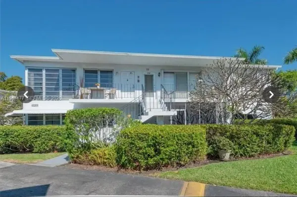 1125 SE 14th Place 21c, Fort Lauderdale, FL 33316
