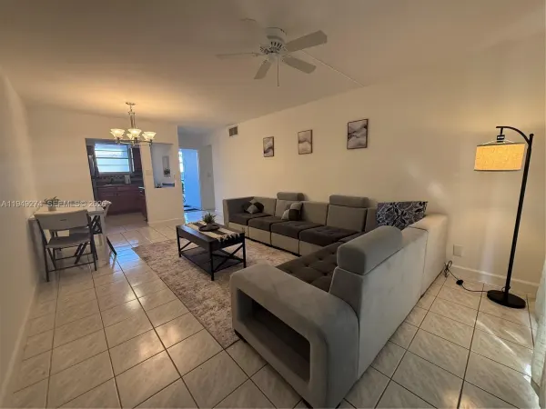 1400 Tallwood Avenue, Unit 103, Hollywood, FL, 33021