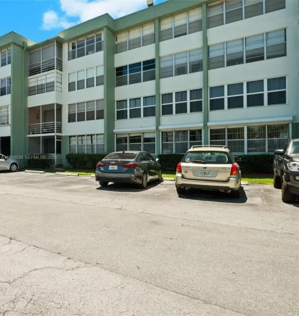 2771 Taft Street, Unit 411, Hollywood, FL, 33020