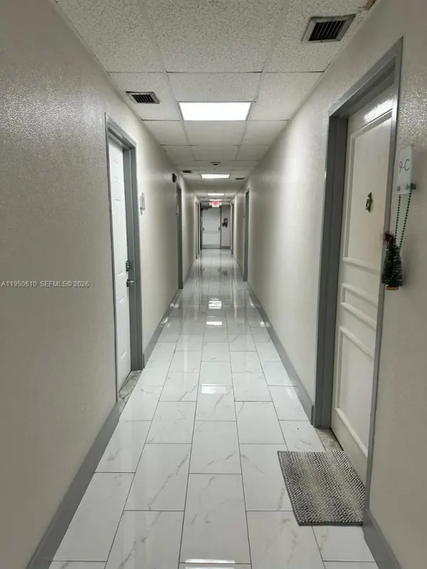 1720 Harrison Street, Unit 9a, Hollywood, FL, 33020