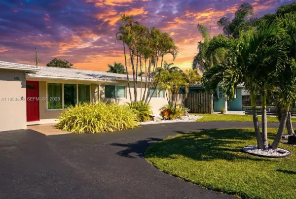 601 NE 2nd Street, Dania Beach, FL, 33004