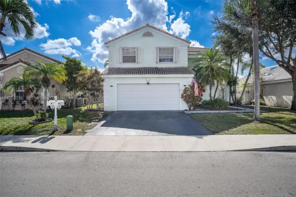 13930 Oak Ridge Drive, Davie, FL 33325