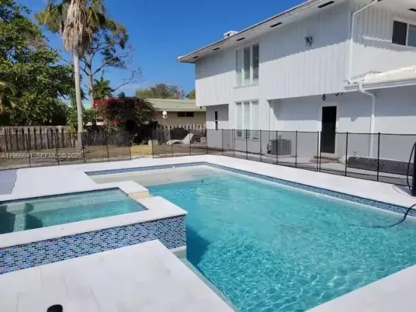 63 SE 5th Avenue, Deerfield Beach, FL, 33441